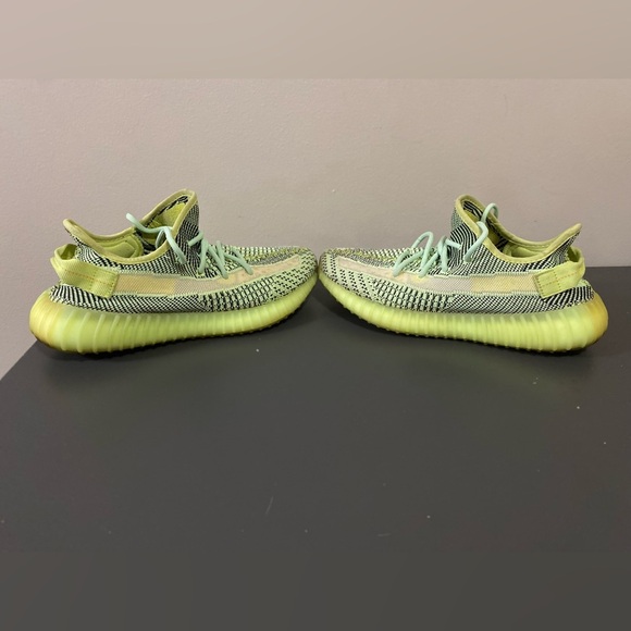 Men’s adidas Yeezy Boost 350 V2 Yeezreel Non-Reflective Kanye West Size 8.5 - Picture 8 of 14
